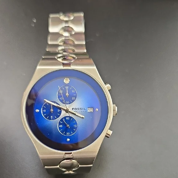 Fossil Blue Dial Silver Band Watch - Picture 1 of 6